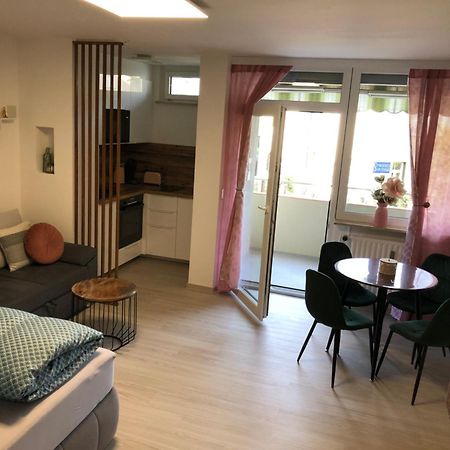 Lilis Apartment Mit Balkon Augsburg Buitenkant foto