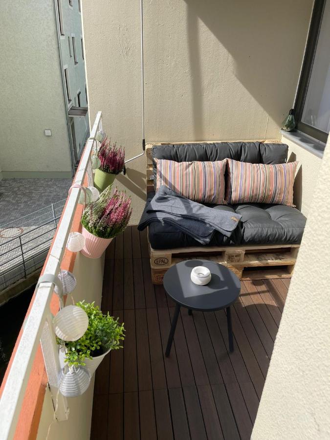 Lilis Apartment Mit Balkon Augsburg Buitenkant foto