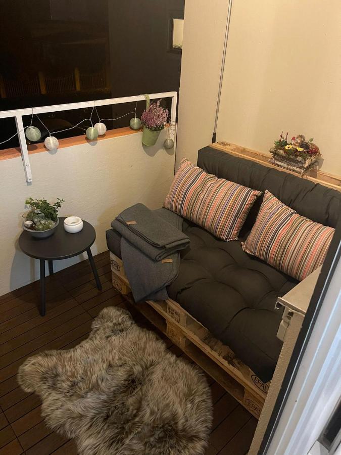 Lilis Apartment Mit Balkon Augsburg Buitenkant foto