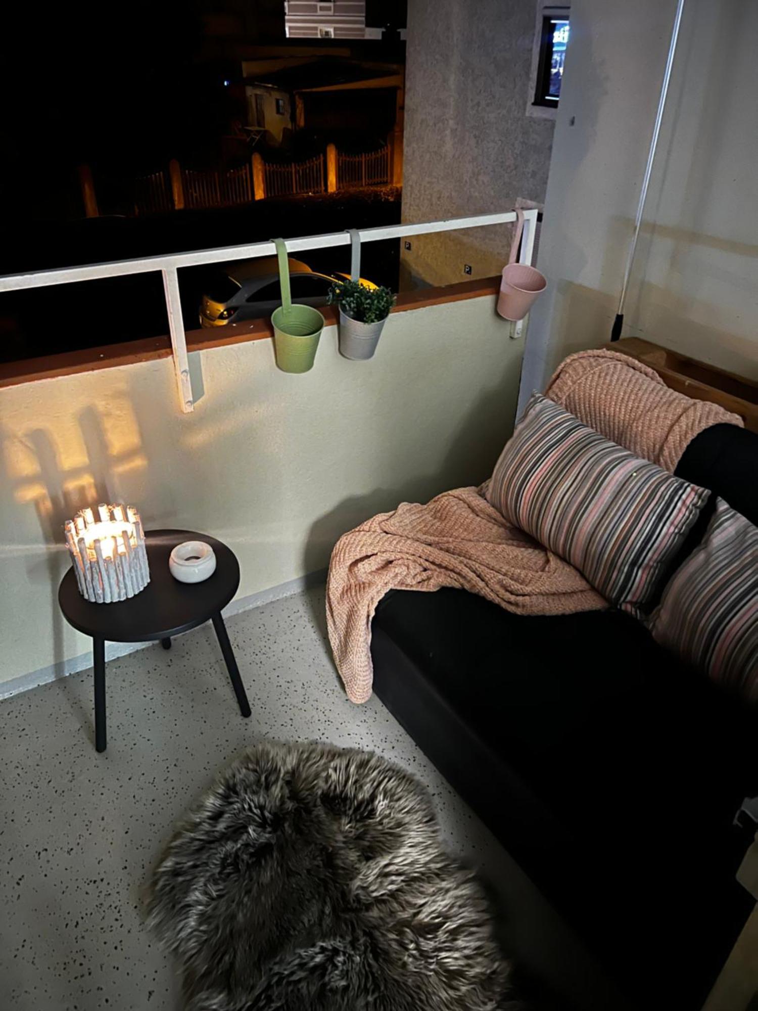 Lilis Apartment Mit Balkon Augsburg Buitenkant foto