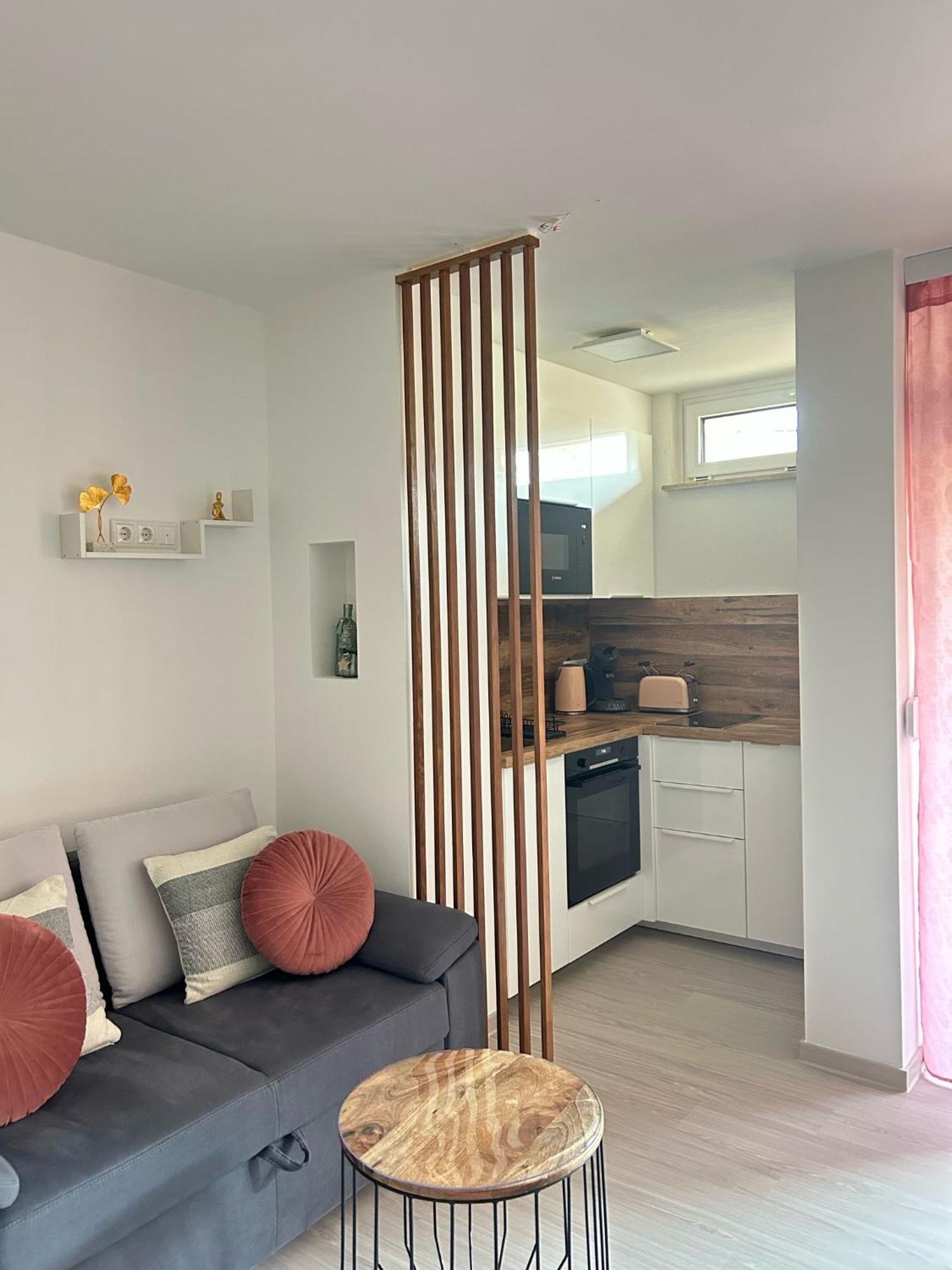 Lilis Apartment Mit Balkon Augsburg Buitenkant foto